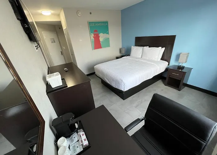 Travelodge By Wyndham Queens